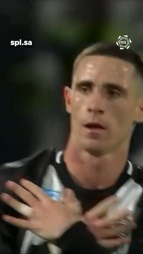 يا لها من لوحة فنية يا بودينس! 🖼️🥶 #دوري_روشن_السعودي | #الشباب_الرياض | #للجماهير