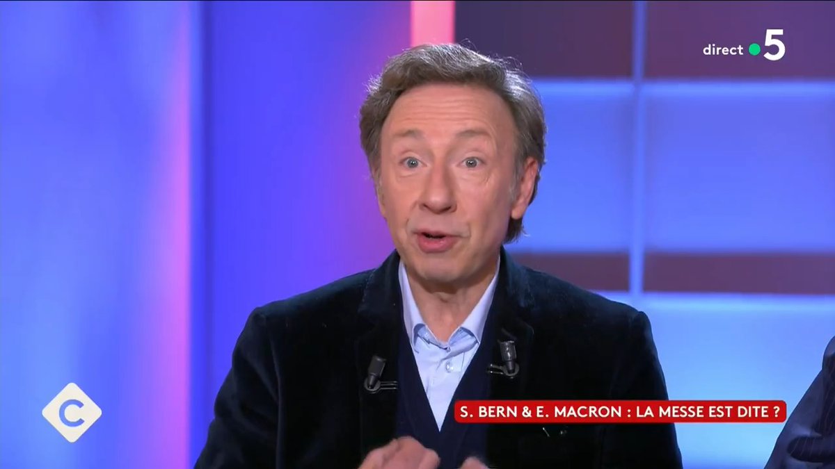 "Ne démontons pas des vitraux classés monuments historiques pour mettre des vitraux contemporains ! Ce n’est pas la querelle des anciens et des modernes : c’est respecter la loi ! Le président est hors-la-loi." Notre-Dame de Paris : la colère de Stéphane Bern dans #CàVous