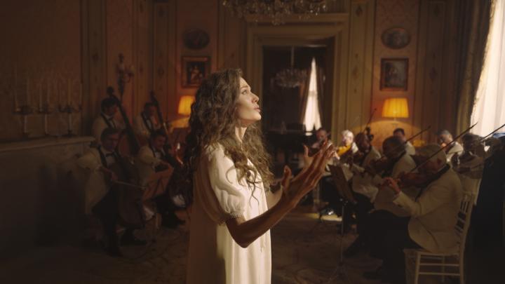 Angelina Jolie stars as Maria Callas in Pablo Larraín’s ‘MARIA.’ Now on Netflix in the US and in theaters in the UK.