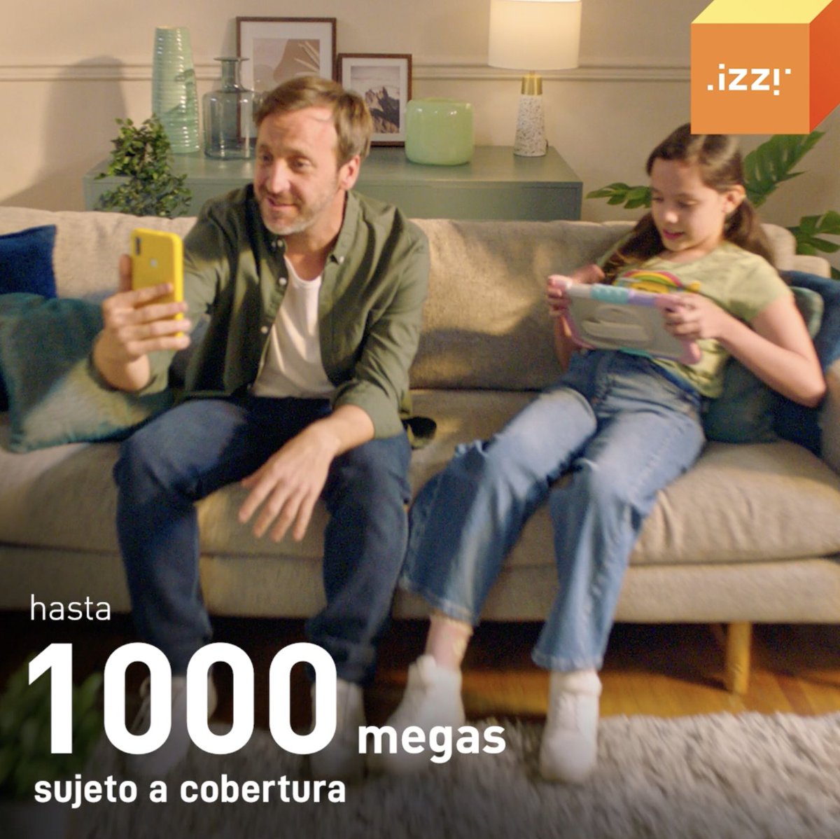 Tu vida más izzi se siente con el mejor entretenimiento, con llamadas ilimitadas en tu cel y hasta 1000 megas para navegar en casa. Vas a acabar diciendo woooow ahora que lo contrates​. #TuVidaMásizziSeSiente