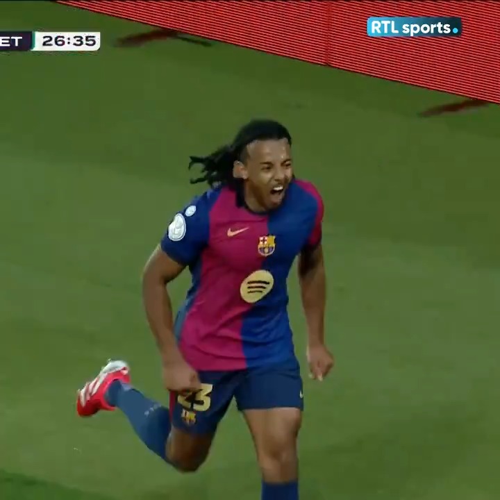 Lamine Yamal trouve Jules Koundé qui donne au Barça une avance confortable face au Betis. 🤩🔵🔴#RTLsports #BarçaBetis