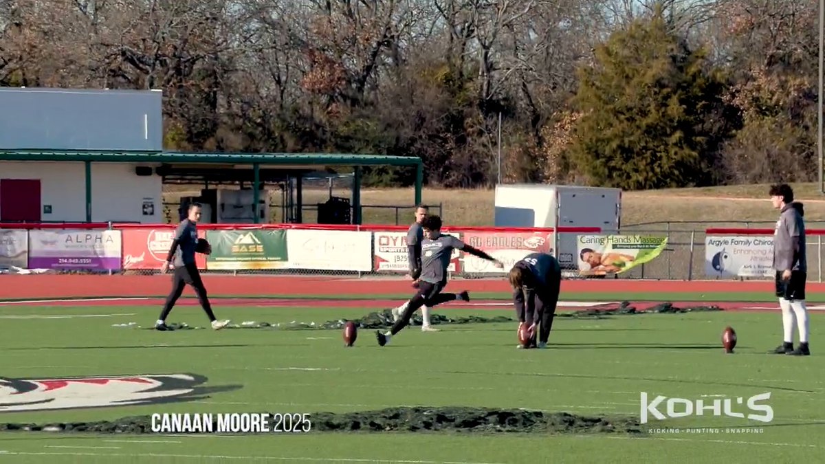 ✅ 82 yards, ⏱️ 3.92 Canaan Moore (2025) wins the kickoff competition with a BIG ball in a close competition on a breezy day at the 2025 Kohl's Senior &amp; Transfer Portal Showcase. #KohlsShowcase ➡️ Full Competition: