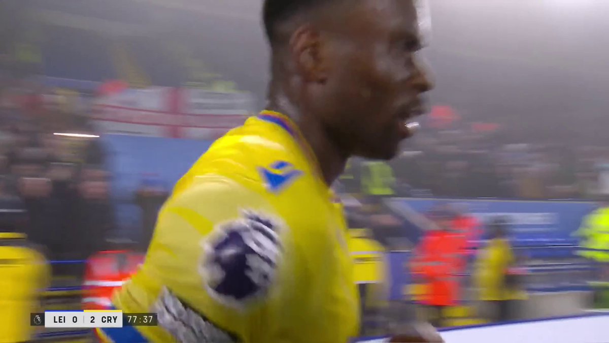 Marc Guehi doubles Crystal Palace F.C.'s lead with a delightful finish from Eze's delivery 💥 📺 TNT Sports & discovery+ UK