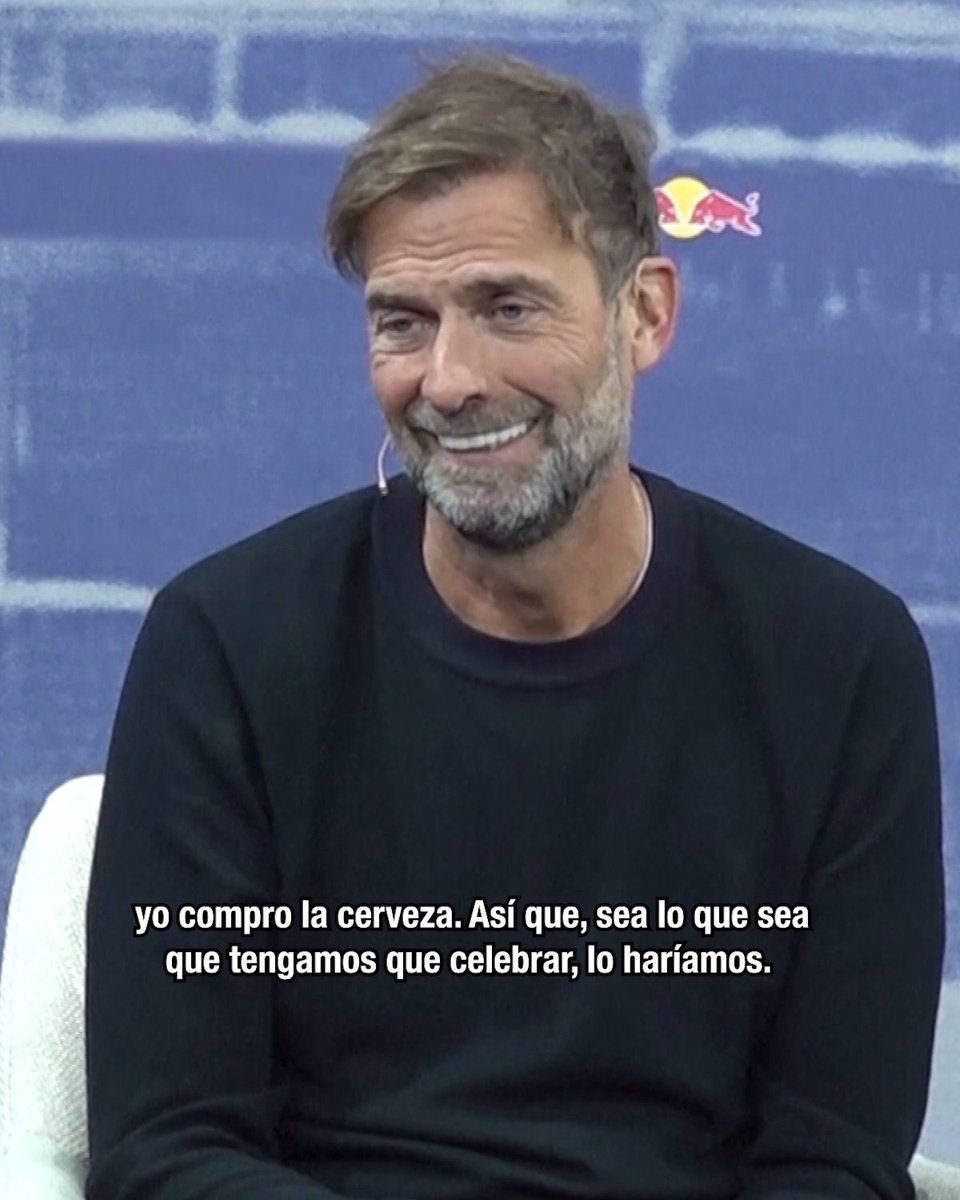 Klopp, e se as 115 acusações contra o Manchester City terminassem com o time perdendo os títulos e o Liverpool herdando alguns deles? "Se acontecesse, eu diria para reservarem os voos, eu pago a cerveja. Faríamos uma parada no meu jardim".