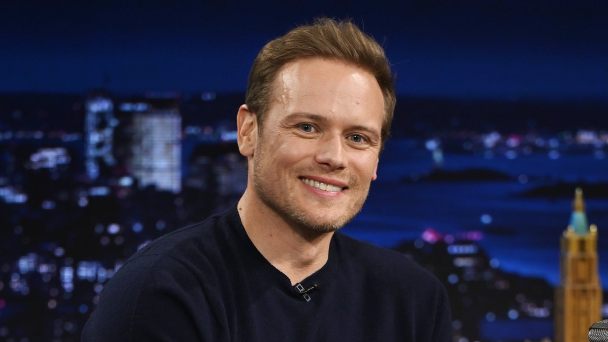 .Sam Heughan hoped Taylor Swift would fall for his Outlander Universe character in the #TSTheErasTour crowd 🤣 #FallonTonight