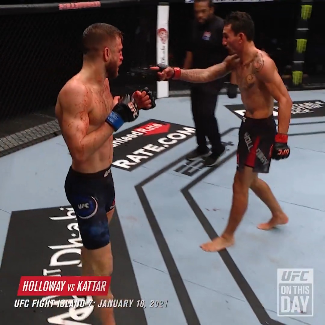 🗣️ "I'm the best boxer in the UFC baby !" Cette séquence iconique de Max Holloway, il y a 4 ans jour pour jour. 🔙