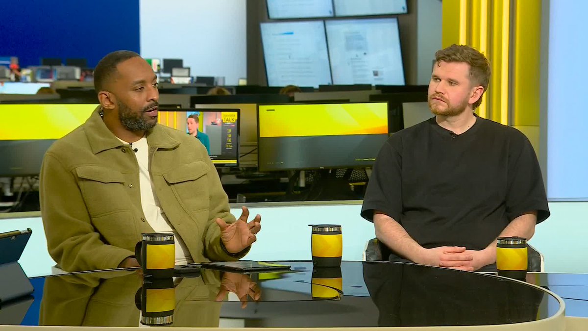"Arsenal need to be aggressive as they can in this window" Flex says Arsenal can't afford to write this season off 🔻