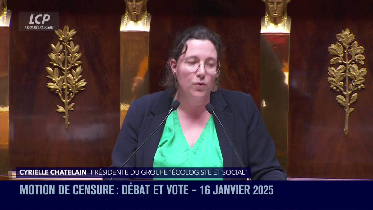 "L'inflexion est bien timide", regrette Cyrielle Chatelain. "Augmenter substantiellement le budget de l'écologie, c'est non. Accepter de renoncer au 49.3, c'est non. Augmenter le Smic, c'est non. Abroger la réforme des retraites, c'est non." #DirectAN #MotionDeCensure