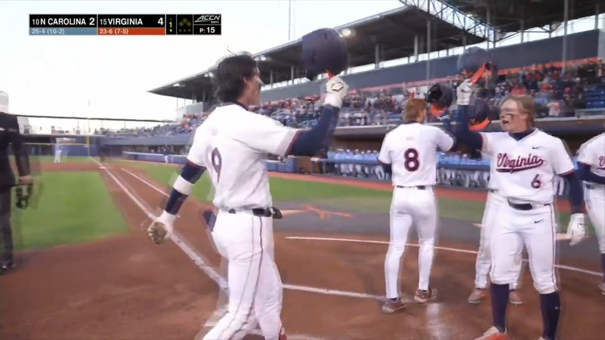 🚨50 ACC Moments in 50 Days🚨 29 days until college baseball Moment 22/50 Henry Ford hits 3 homers as UVA rallies from an 11-6 deficit to beat UNC 14-11 on a Thursday night in Charlottesville. Eric Becker also hit his first collegiate HR.