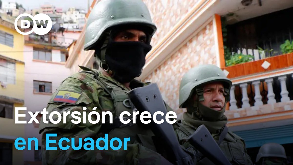 Grupos armados organizados extorsionan a los profesores, alumnos y padres de familia en #Ecuador. Exigen entre 20 y 200 dólares a la semana para ofrecerles protección. En 2024, la Unión Nacional de Educadores denunció más de 300 casos de maestros víctimas de las #bandas. /jr