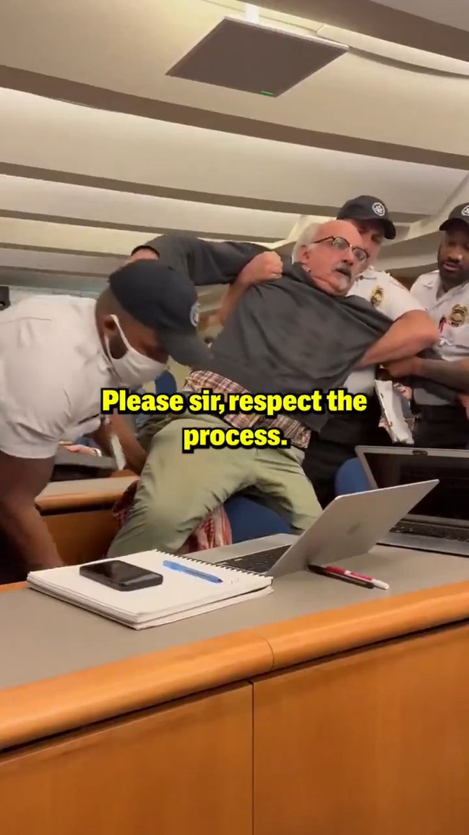 A journalist was dragged from a briefing for telling the Secretary of State he should be in the Hague over Gaza. Here's how CNN covered it. 📹 jordan