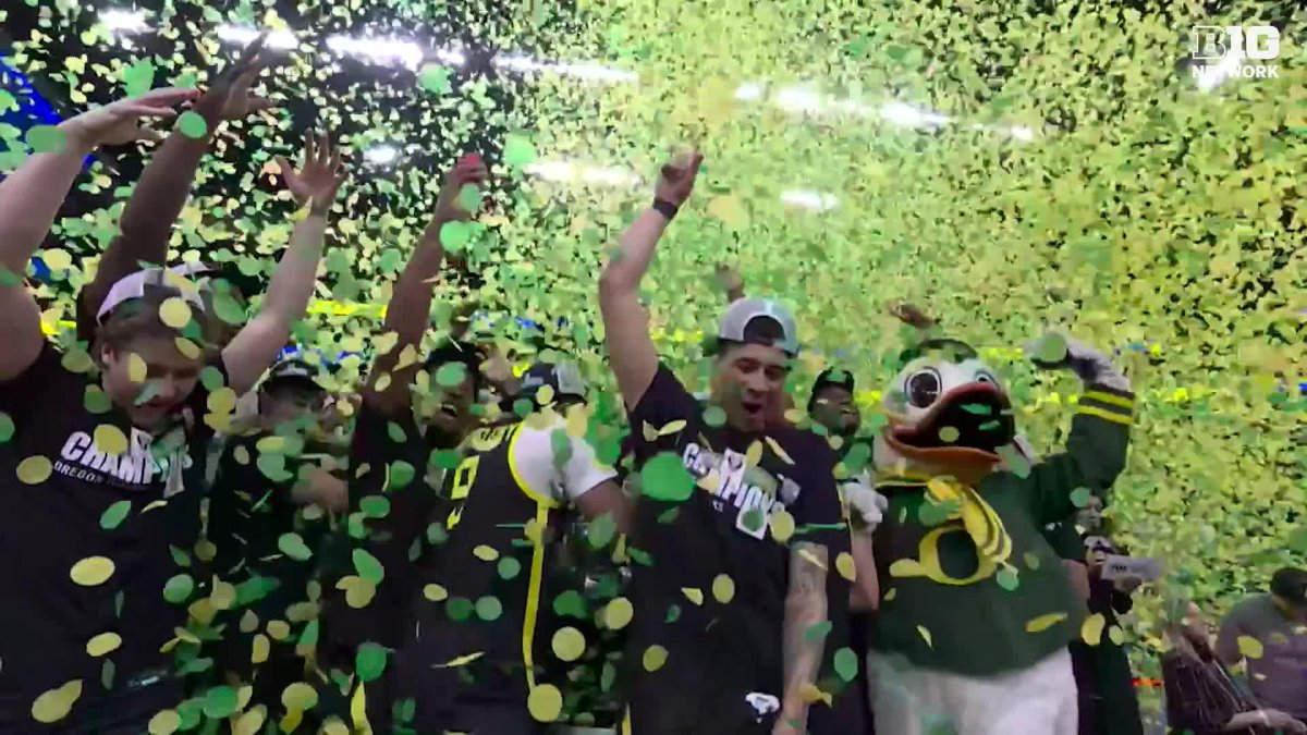 "Basketball can bring you to your highest-high, and lowest-low." 🗣️ Jadrian Tracey discusses his passion for the sport and his decision to play for Oregon Men's Basketball in this The Journey spotlight ⬇️ #B1GMBBall