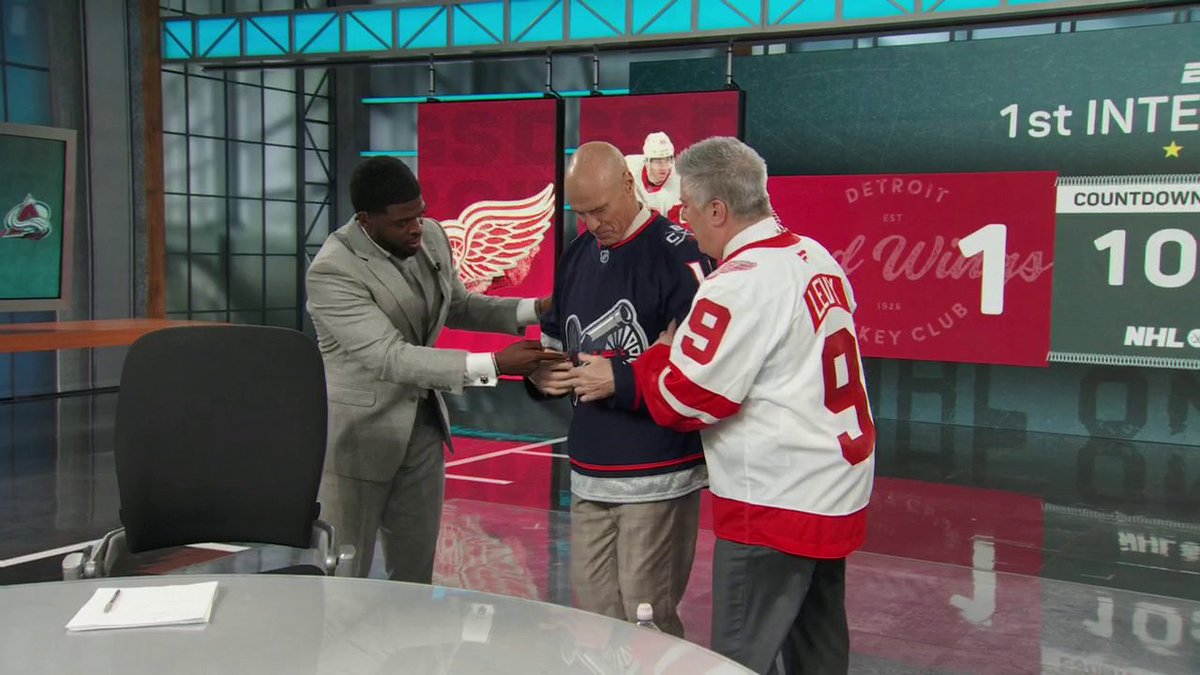 When the entire office gets their Stadium Series jerseys before P.K. Subban and Mark Messier 😂 Catch the Stadium Series matchup on March 1 between the Red Wings and Blue Jackets on ESPN 📺