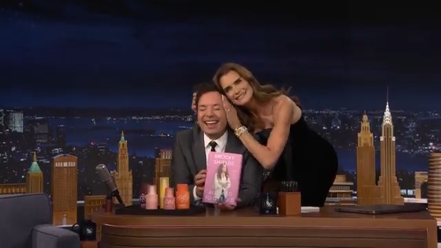 .Brooke Shields gives Jimmy a makeover with her Commence haircare products 🤣 #FallonTonight