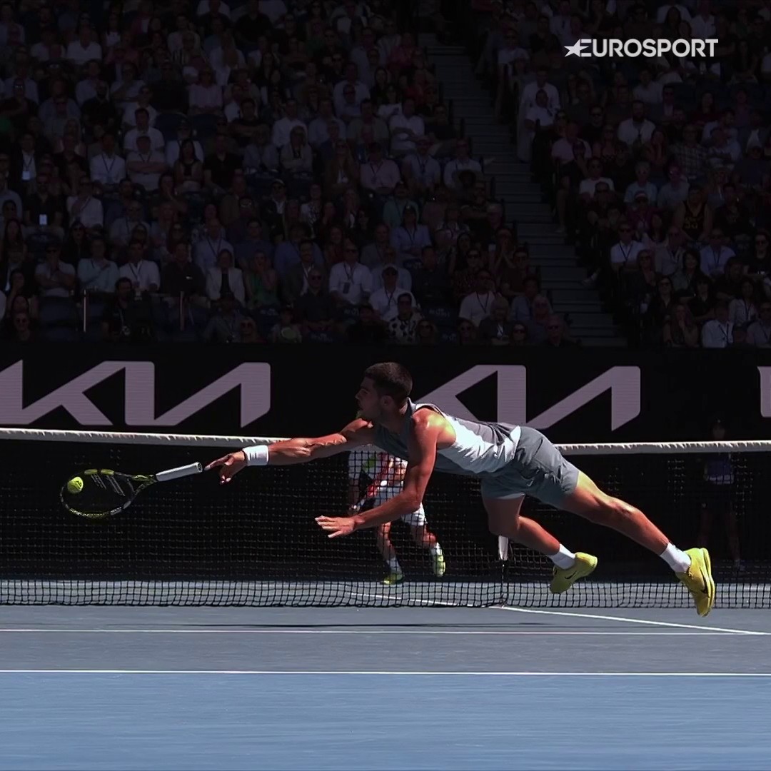🚨 Alerte point de zinzin ! Merci Carlos Alcaraz et Nuno Borges pour le spectacle. L'Open d'Australie, c'est en exclusivité sur Eurosport #AusOpen #HomeOfTennis
