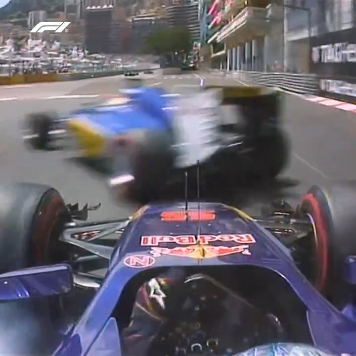 The closest of shaves for our Smooth Operator 🤯 Millimetres from disaster in his rookie season visit to Monaco... but he recovered well to score points! #F1 Carlos Sainz