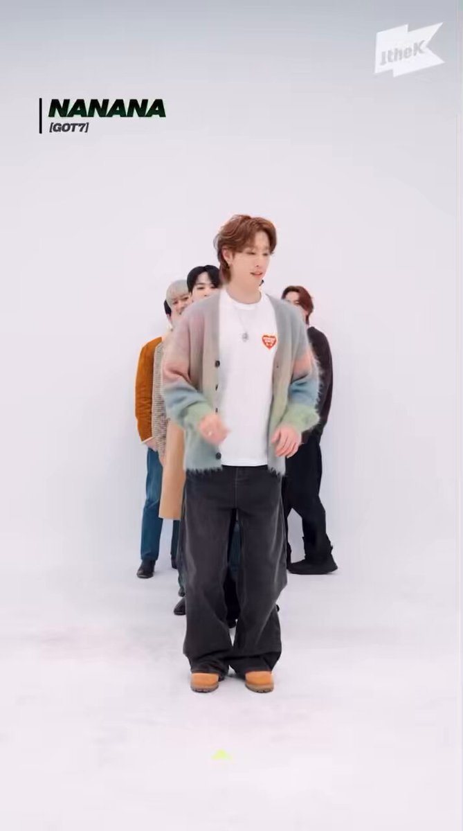 เดี๋ยวนะมาร์คมันพึ่งคัมที่แล้วเอง😆😆😆 #MarkTuan