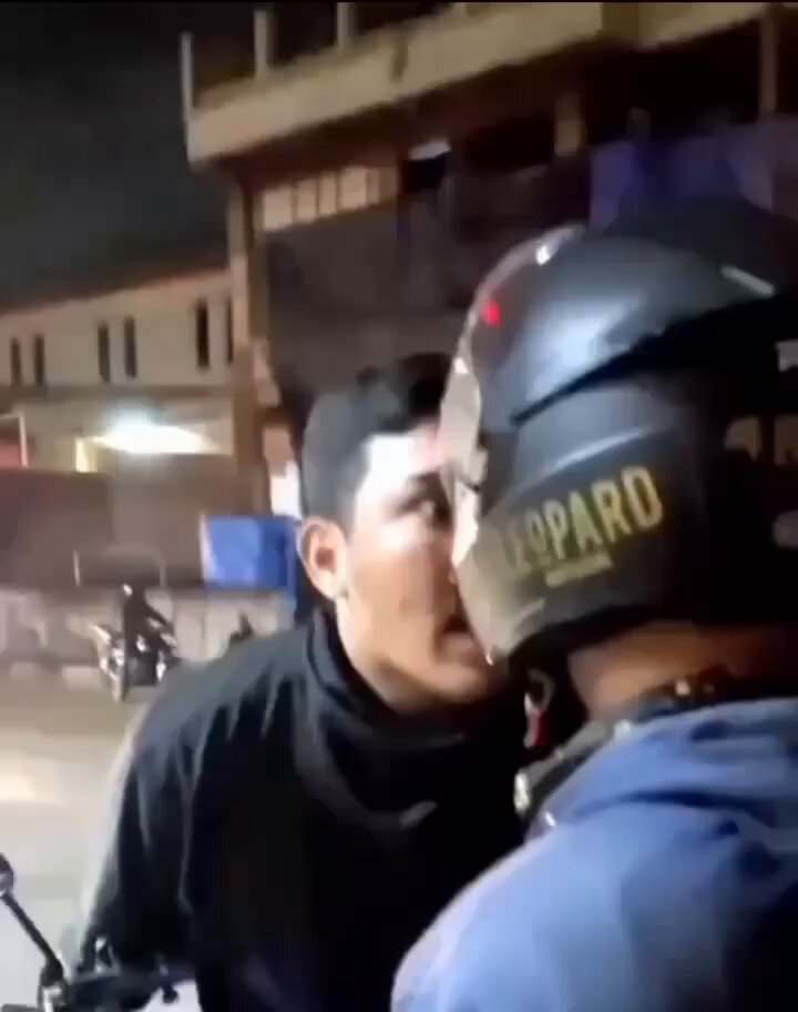 Aparat ini adu mulut saat di suruh puter balik karena dia lawan arus