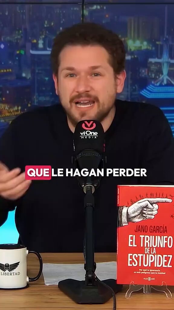 Jano García: “Errejón dice que es una denuncia falsa. ¿Pero no habíamos quedado que no existían? Ahora ya sí, porque es el afectado”