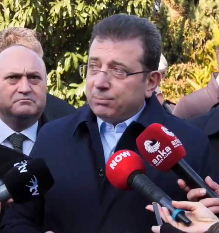 İBB Başkanı Ekrem İmamoğlu: "Bugün adaleti bu ülkede mumla arıyoruz. İnanın bu kötülükleri, bu adaletsizlikleri yapan, kul hakkı yiyen herkes hem bu dünyada hem öbür dünyada çok büyük hesap verecek"