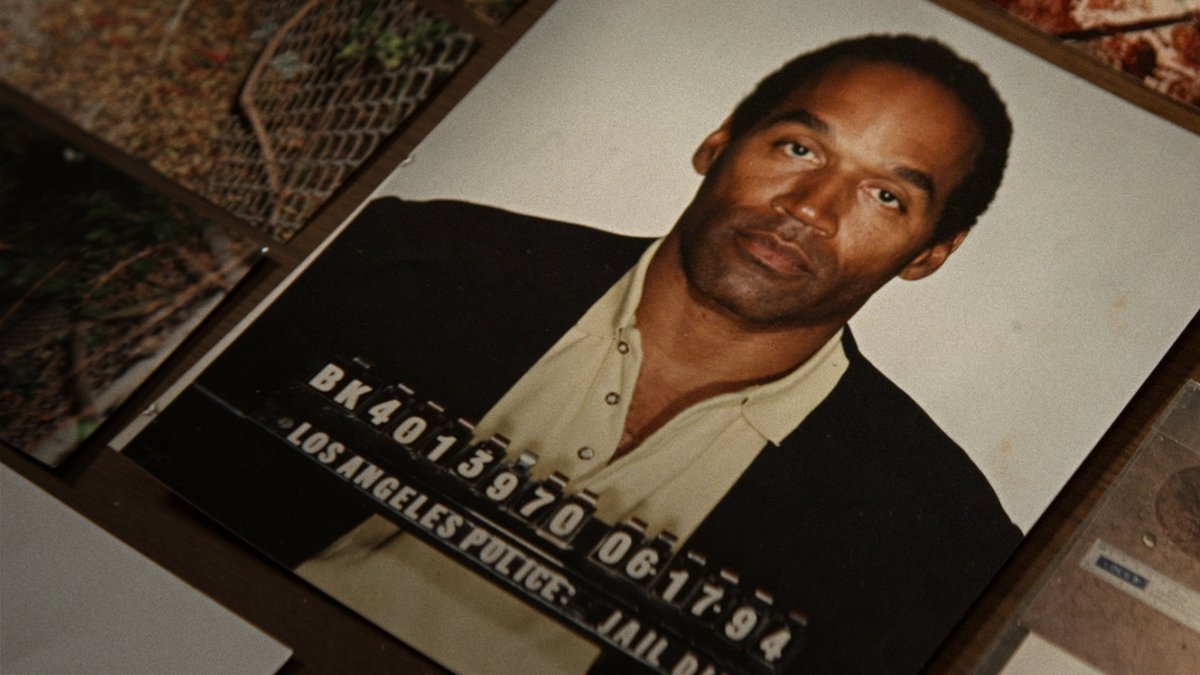 The crime of the century. The hunt for the truth. American Manhunt: O.J. Simpson premieres January 29. Featuring new and candid interviews, the series reexamines the true crime story that changed American culture.