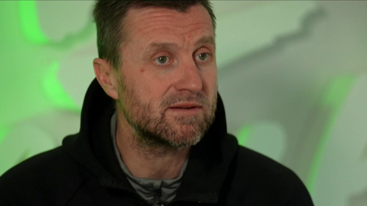 ⚽#LemagLigue1 | Eirik Horneland, l'ange du nord Élu meilleur entraîneur de Norvège, découvrez le nouveau coach des Verts arrivé en décembre, qui marque déjà les esprits. ▶️ L'émission en replay :