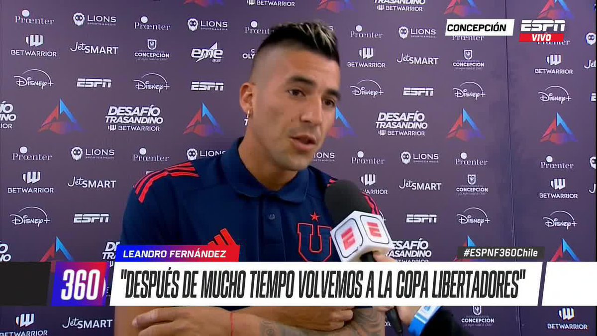 "Uno que me acompañe a pelear" JAJSJAJAJAJ SE LES VIENE DURO A LOS ARBITROS