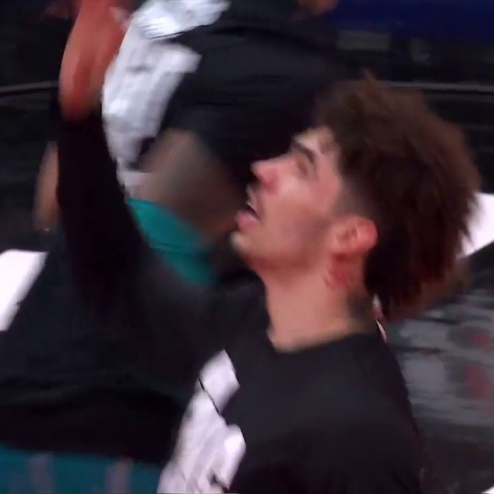 Gelo in the building for LaMelo vs Lonzo 🔥 (via Hornets On FanDuel Sports Network)