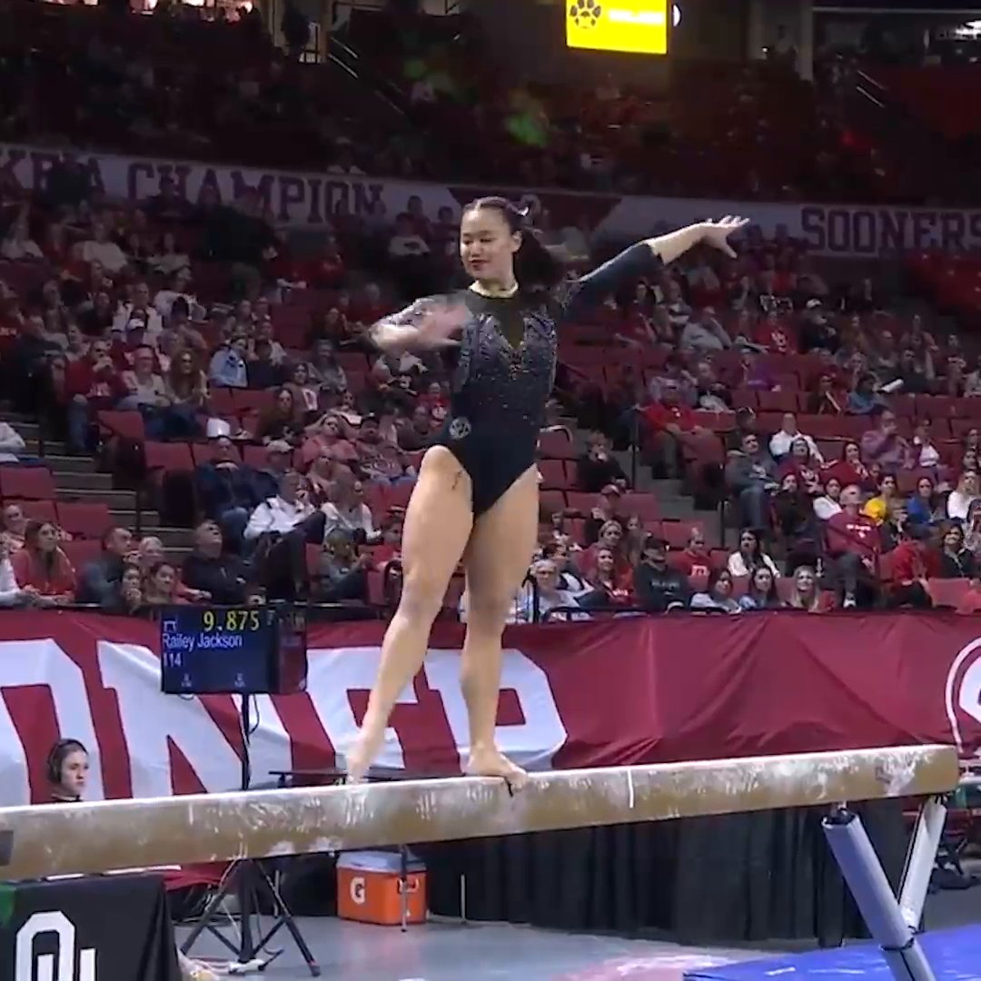 HELEN HU WITH ABSOLUTE PERFECTION ON BEAM 🤩🔟 espnW | SEC Network