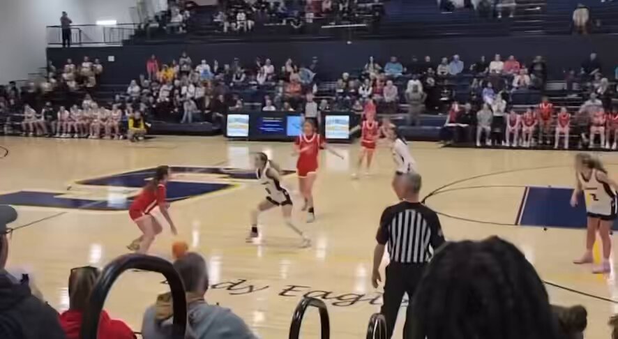That’s Payton Rollins on the game-winner, as she scored 20 in South-Doyle’s 47-44 win at Seymour