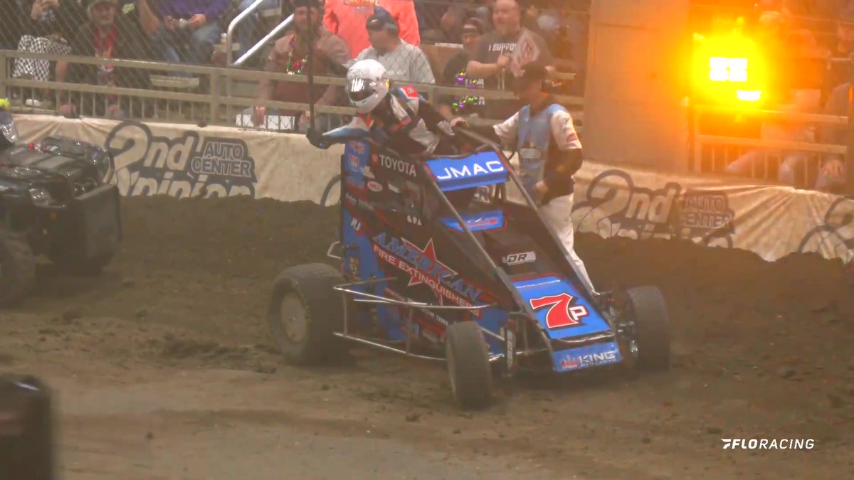 😶 Jason McDougal had some sign language for Daryn Pittman after contact during the Friday A-Main at the #ChiliBowl powered by NOS Energy Drink