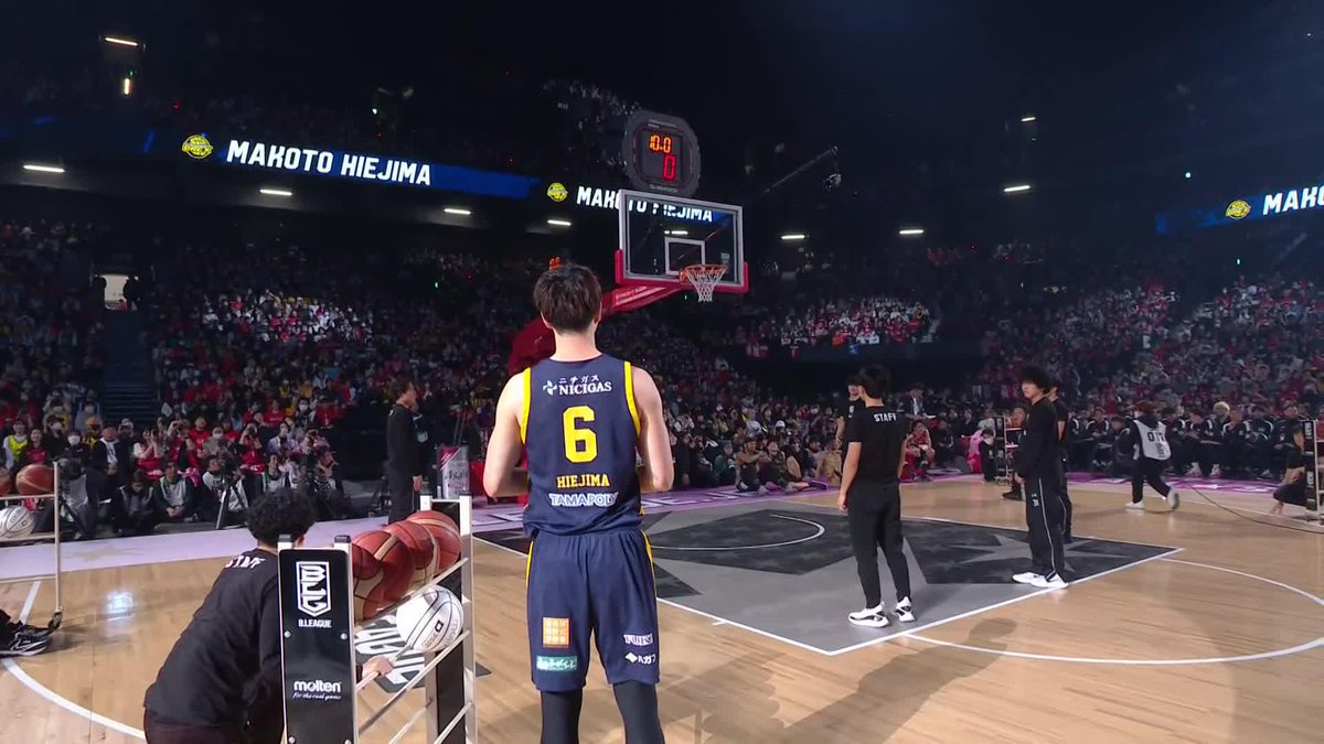 👌 DRY ZERO 3POINT CONTEST👌 まさかの延長戦に突入！！！ プライドをかけた比江島選手と岸本選手の一騎打ち💥 果たして優勝に輝いたのは・・・ 比江島慎 Makoto Hiejima #6 宇都宮ブレックス / UTSUNOMIYA BREX 岸本隆一 Kishimoto Ryuichi 琉球ゴールデンキングス公式 #Bリーグオールスター #ドライゼロ #Bリーグ #りそなグループ