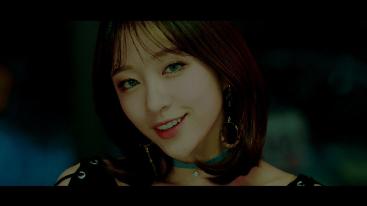 8 years ago today, LUNA, HANI, &amp; SOLAR released ‘HONEY BEE’