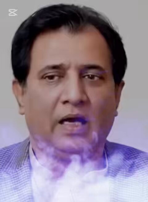 گجنی سنڈروم میں رہنی والی عوام سے گزارش ہے اک بار حبیب اکرم کے یہ الفاظ سنیے کہ قاضی فیص عیسی کون تھا ؟ کاش میرے بس میں ہوتا تو حبیب صاحب کہ یہ الفاظ اس ملک کے ہر اخبار ہر نیوز چینل ہر سنیما گھروں میں دیکھاتا بتاتا اس قوم کو قاضی فیض عیسی کون تھا ؟ #رسول_سے_وفا_خان_کا_گناہ
