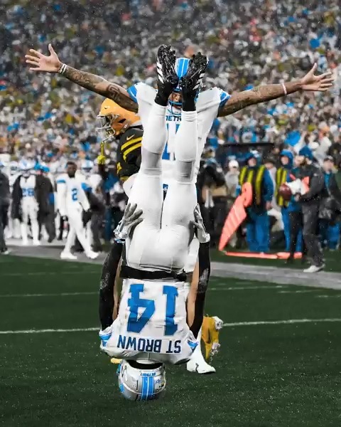 𝗧𝗵𝗶𝘀 𝘁𝗲𝗮𝗺 𝗧𝗵𝗶𝘀 𝗰𝗶𝘁𝘆 𝗧𝗵𝗶𝘀 𝗺𝗼𝗺𝗲𝗻𝘁 #WeWantMore