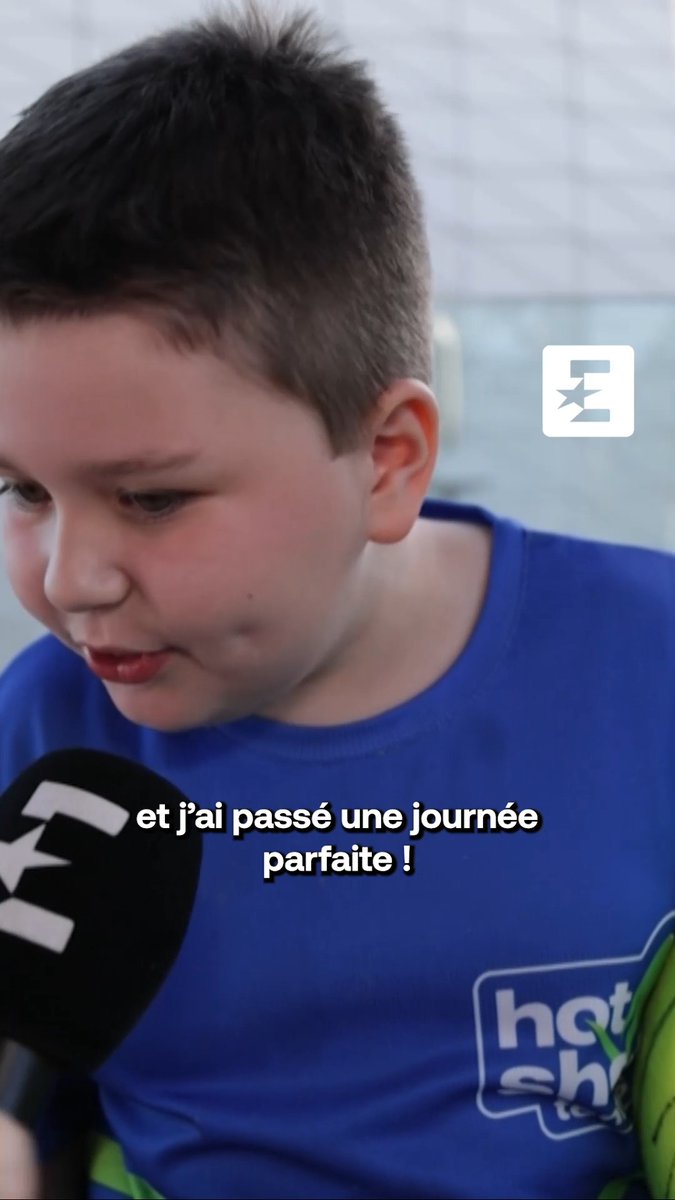 Bon, on tient déjà la séquence la plus mignonne de 2025 🥹 On t’aime John (et Carlitos aussi) 🫶 Suivez l’Open d’Australie en intégralité sur Eurosport et Max