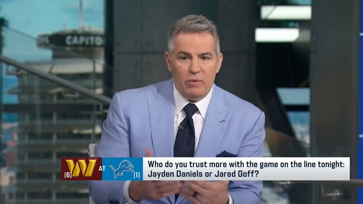 With the game on the line, Kurt Warner trusts Jayden Daniels more than Jared Goff.