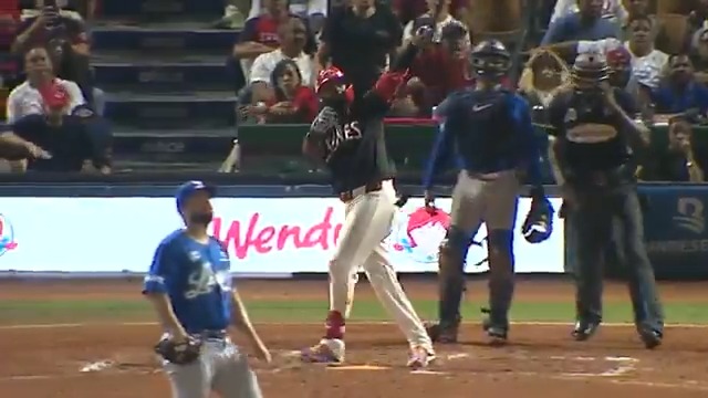 Junior Caminero is raking in LIDOM and providing some electric home run celebrations 😤 Through 15 LIDOM Round Robin postseason games, the former No. 1 overall prospect is hitting .448 with a 1.285 OPS, 12 extra-base hits, and 14 RBI.