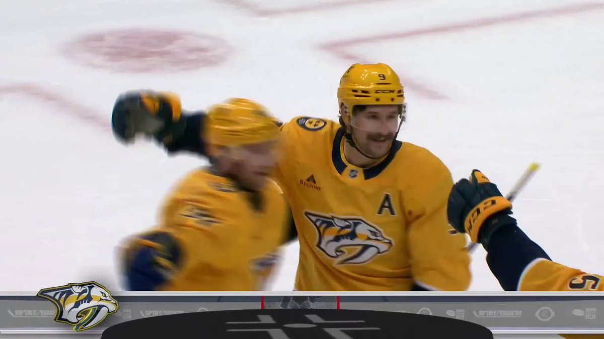 FIL FORSBERG ONE-HANDED GOAL 😳 He's now scored in five straight contests!