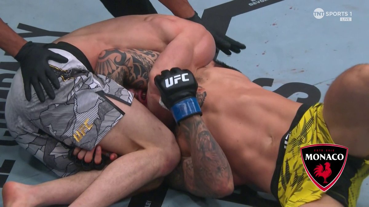 ISLAM TAPS OUT MOICANO IN THE FIRST ROUND!!! 😤 #UFC311 | Live on TNT Sports & discovery+