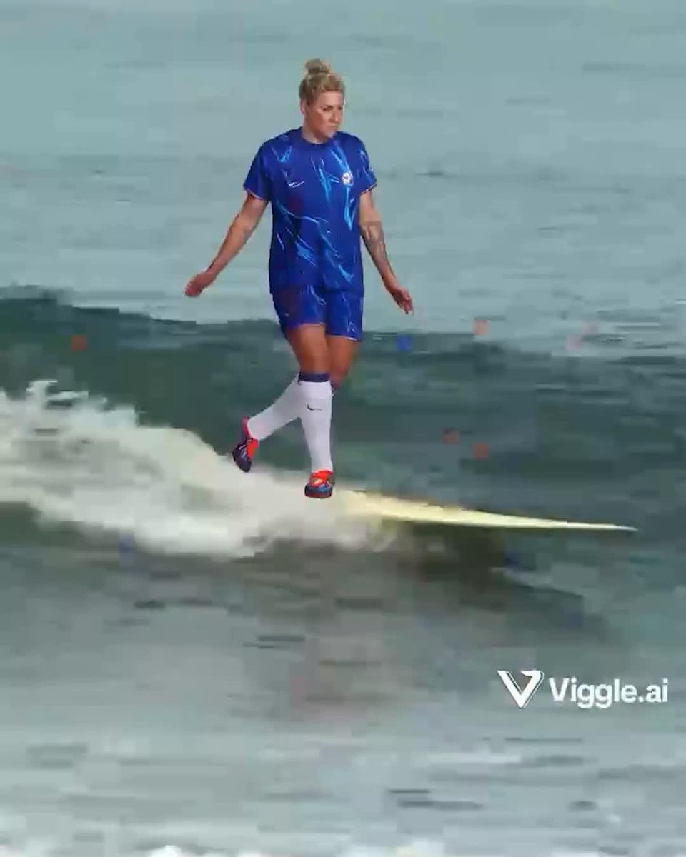 Been wondering what Millie Bright has been up to over the winter break? Wonder no more... 👀😂 #BarclaysWSL