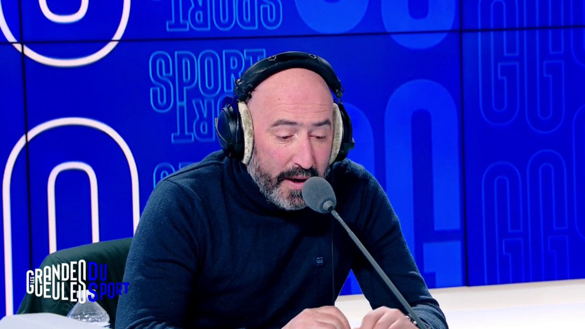🚴♀️ 18 Janvier 2013, les aveux de Lance Armstrong: le pardon est-il possible ? ⚡️ Jerome Pineau: "Il faut d'abord qu'il présente ses excuses aux principales victimes pour le vol de 7 Tours de France. Nous, Français, avons été humiliés. Ce garçon ne mérite pas le pardon"