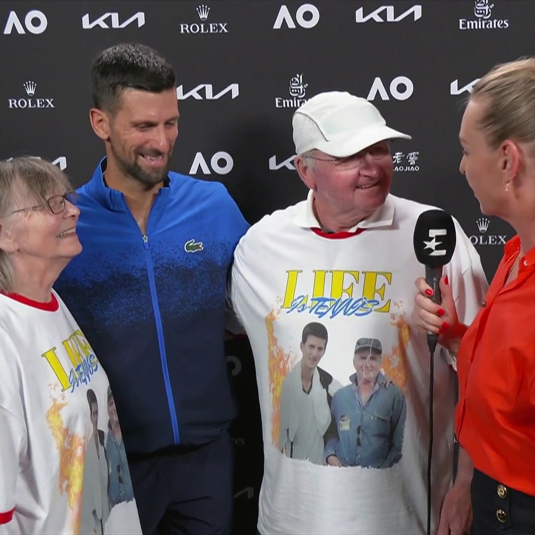 Reunited, and it feels so good ❤️ Novak Djokovic is reunited with two old friends (&amp; super fans!) at the #AusOpen, 20 years after they first met in 🇦🇺 🎤Barbara Schett-Eagle