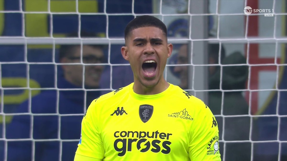 An unstoppable header from Dumfries puts the game beyond Empoli as Inter double their lead ⚽️ Dumfries' 4th goal in 5 games from wing-back! 📺 TNT Sports & discovery+ UK