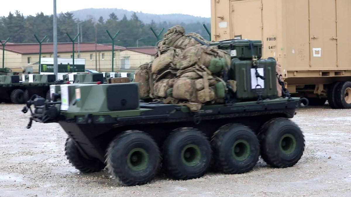 .10th Mountain Div. soldiers at Joint Multinational Readiness Center recently tested new unmanned aerial drone systems & a “robotic mule” called the Small Multipurpose Equipment Transport system as part of a @usarmy initiative to use new tech to enhance warfighter #readiness and crisis response.