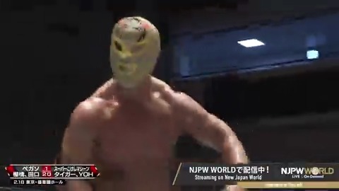プロレスファンは今でも「おおらか」だと思う。 だってマスクマンの正体を喋りますか？ 分かっていたとしても「誰だ？」と楽しんでるじゃないですか。 まぁ自分は未だにスーパーこけしマシン選手の正体が全く分かってないんですけどね… 一体誰なんだろう🤔 #njpw