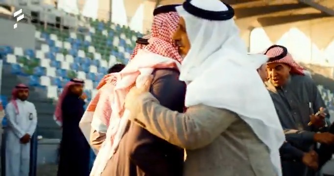 رجال #الفتح يدعمون الفريق قبل ضمك 💪🏼💙💚