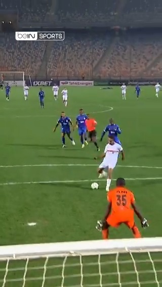 ⚽️🎯 على طريقة ليونيل ميسي .. التونسي سيف الدين الجزيري مهاجم الزمالك المصري يُسجل هدفاً مميزاً ✍️ ما تقييمك للهدف؟ #كأس_الاتحاد_الإفريقي #CAFCC | #Zamalek