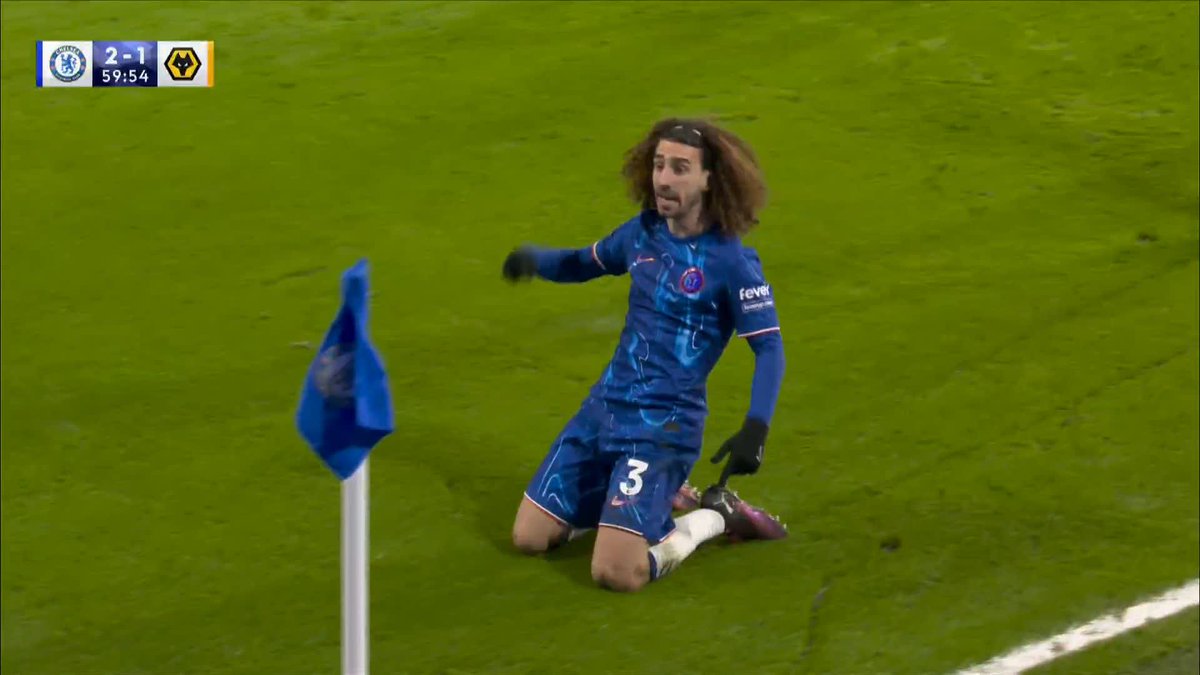 Marc Cucurella puts Chelsea back in front! 💫