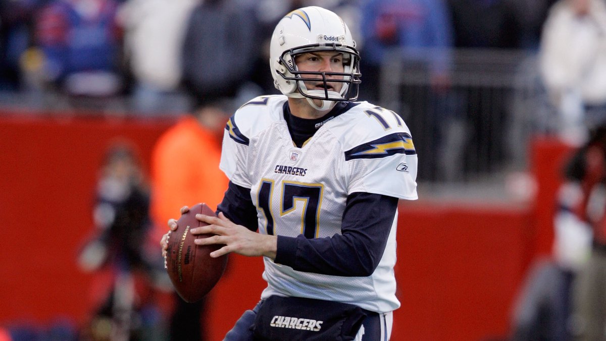 17 years ago today, Philip Rivers played through a torn ACL in the AFC Championship vs the Patriots